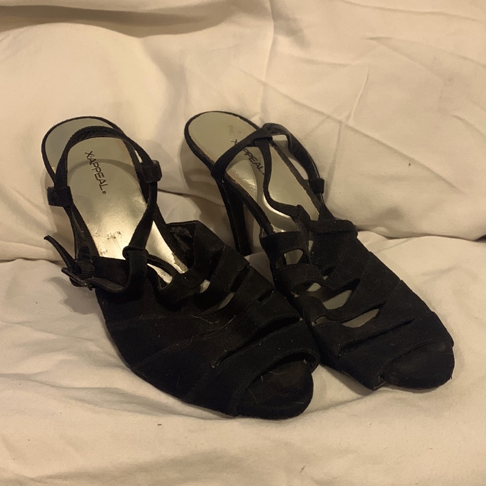 Womens black heels